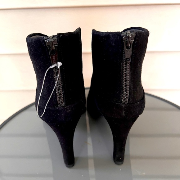 Black suede heeled ankle boots size 7.5 - Picture 2 of 8